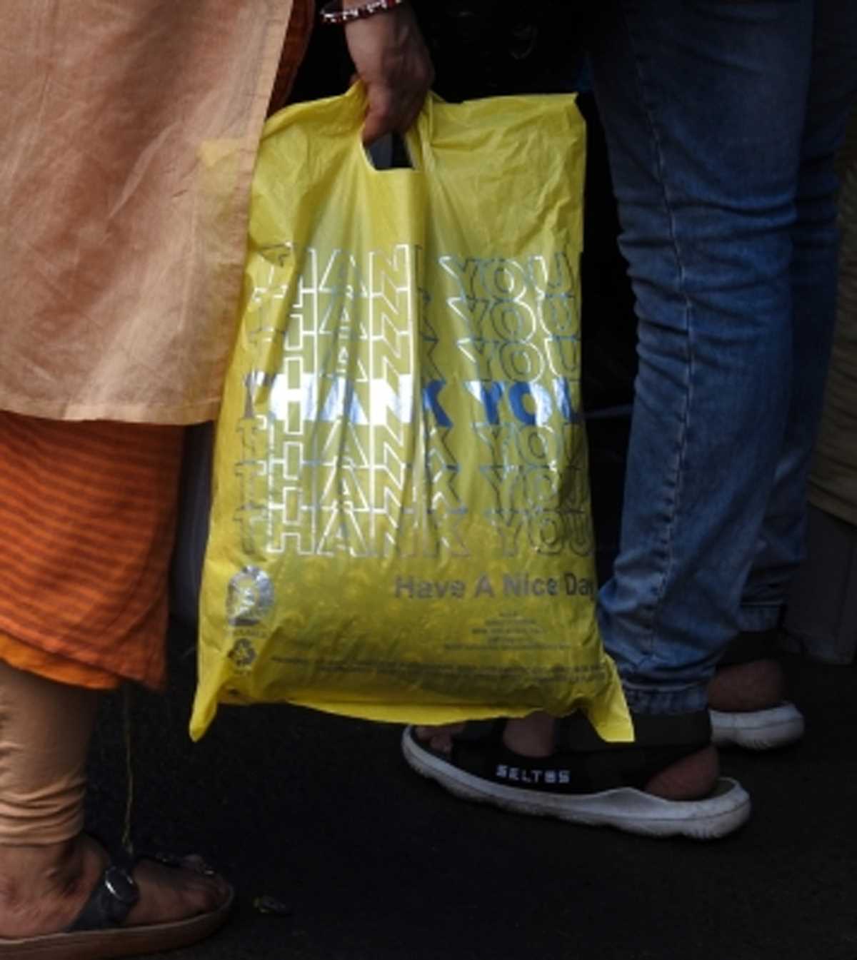 लगभग 46 टन एसयूपी आइटम जब्त, 41 लाख रुपये जुर्माना